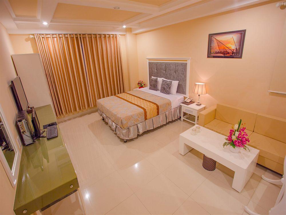 Dyn Opera Hotel Cidade de Ho Chi Minh Exterior foto