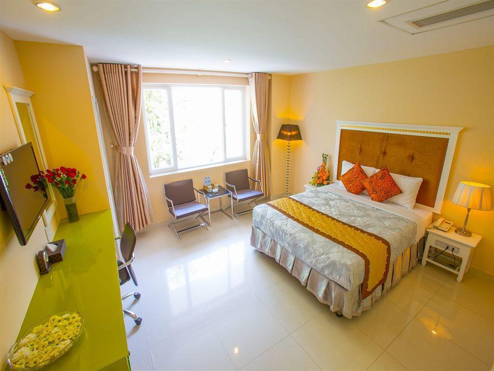 Dyn Opera Hotel Cidade de Ho Chi Minh Exterior foto